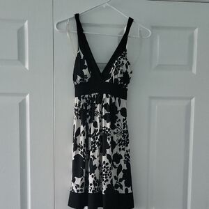 Forever 21 Black and White Sleeveless Mini Dress